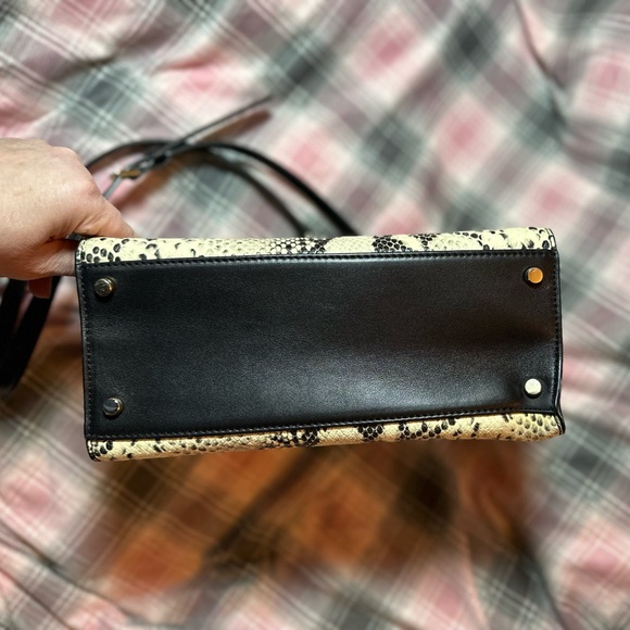 Kate Spade snake print small crossbody. EUC. - Picture 6 of 7
